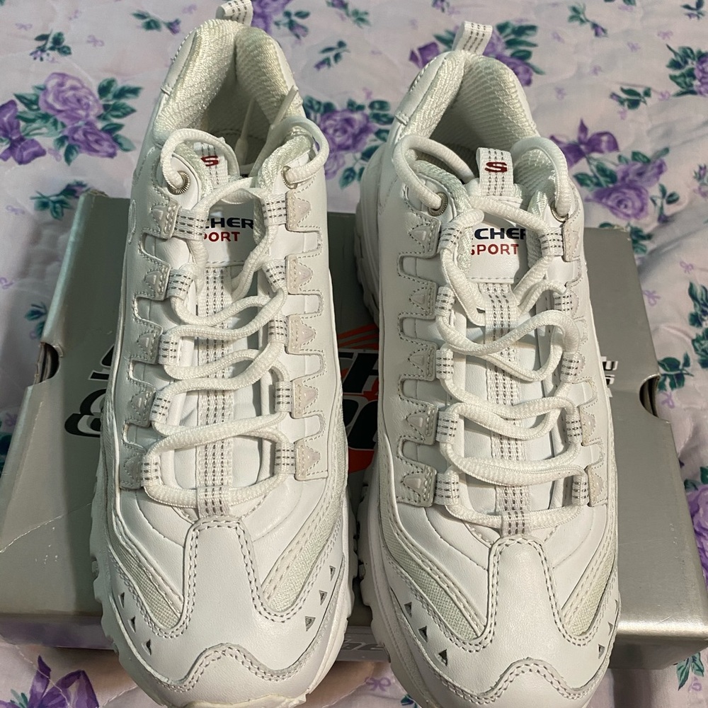 Sketchers Sport size 9m New!
